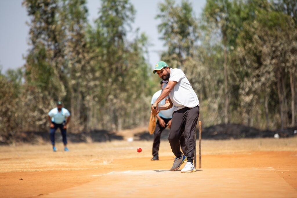 cricket, game, cricket player, cricket bat, sports activity, extreme sports, cricket, cricket, cricket, cricket, cricket, cricket player