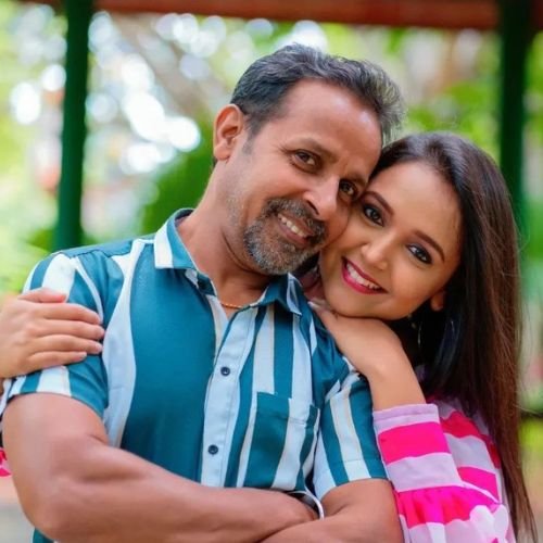 Nisha-with-her-father