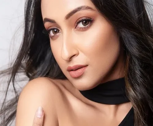 Ayoshi-Talukdar-Biography