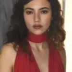 Gabriela-Andrada-39-VdJdi75973-225x300