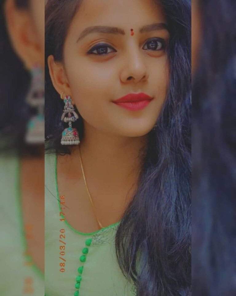 Vaishnavi-Chaitanya-Actress-768x960