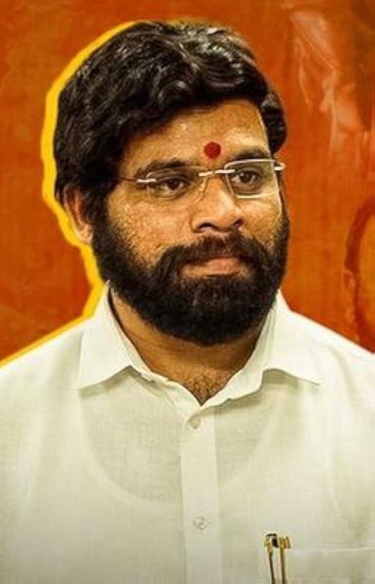 MV5BMWM0MTUwMTEtZjQ5OC00NTllLWFiOWYtNDgzYzA0ZDg5NDkwXkEyXkFqcGc@._V1_FMjpg_UX1000_